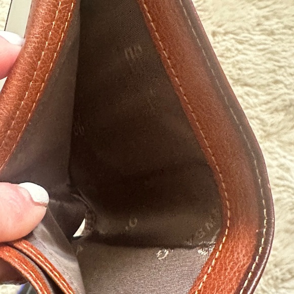 🆕 Genuine Leather Bifold Wallet - Picture 8 of 8